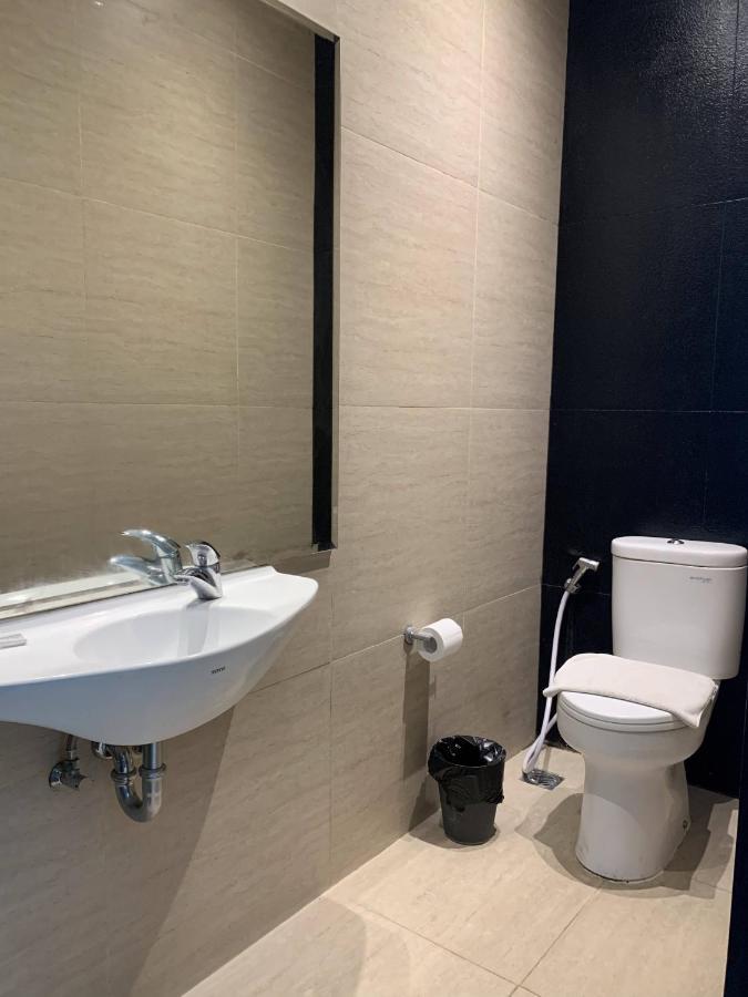 Hotel U Mangga Besar Redpartner Jakarta